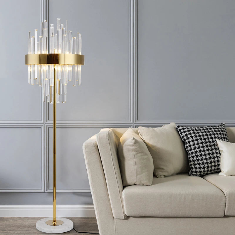 lampadaire doré salon